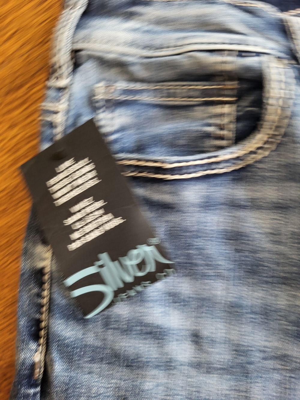 Silver Jeans Classic Light-Med Blue Straight-Leg Jeans - Picture 4 of 7